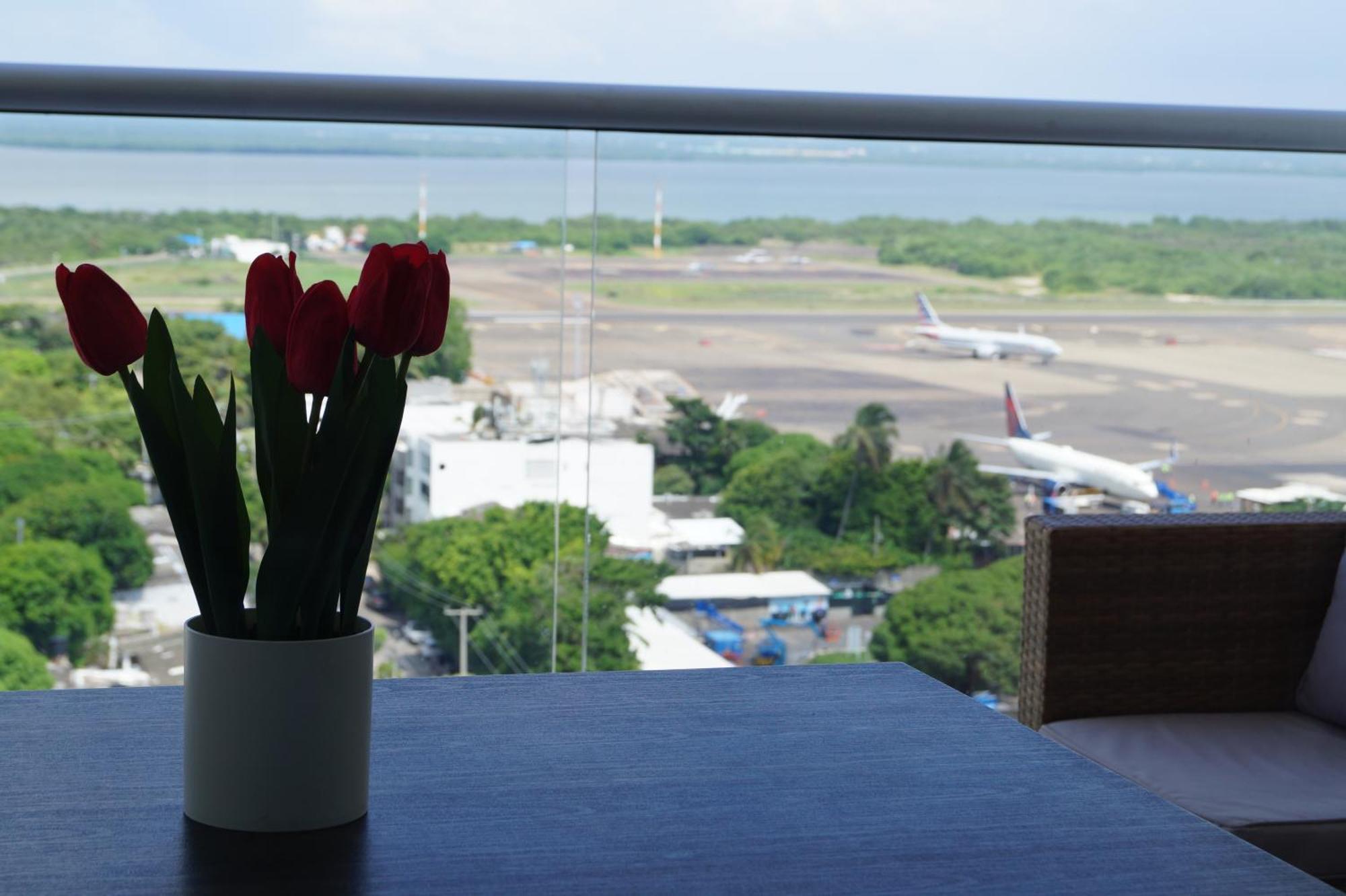 Aparta Crespo Aeropuerto * Cartagena